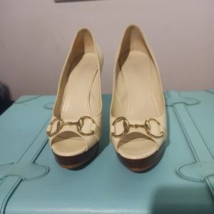 Gucci Malaga kid horsebit peep toe pumps